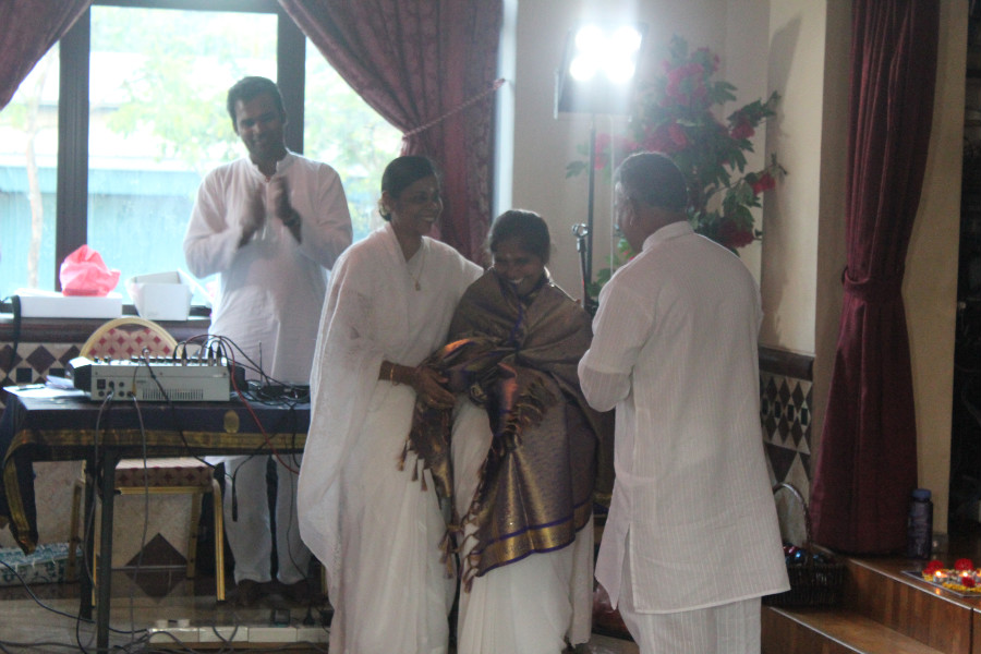 13 Singapaore Sabai Welcome Guru Matha 